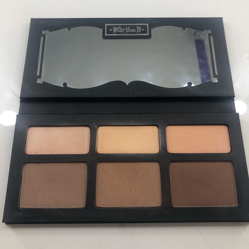 Kat Von D - Shade & Light